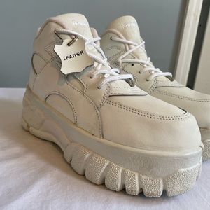 Chunky White Leather Platform Sneakers size 8